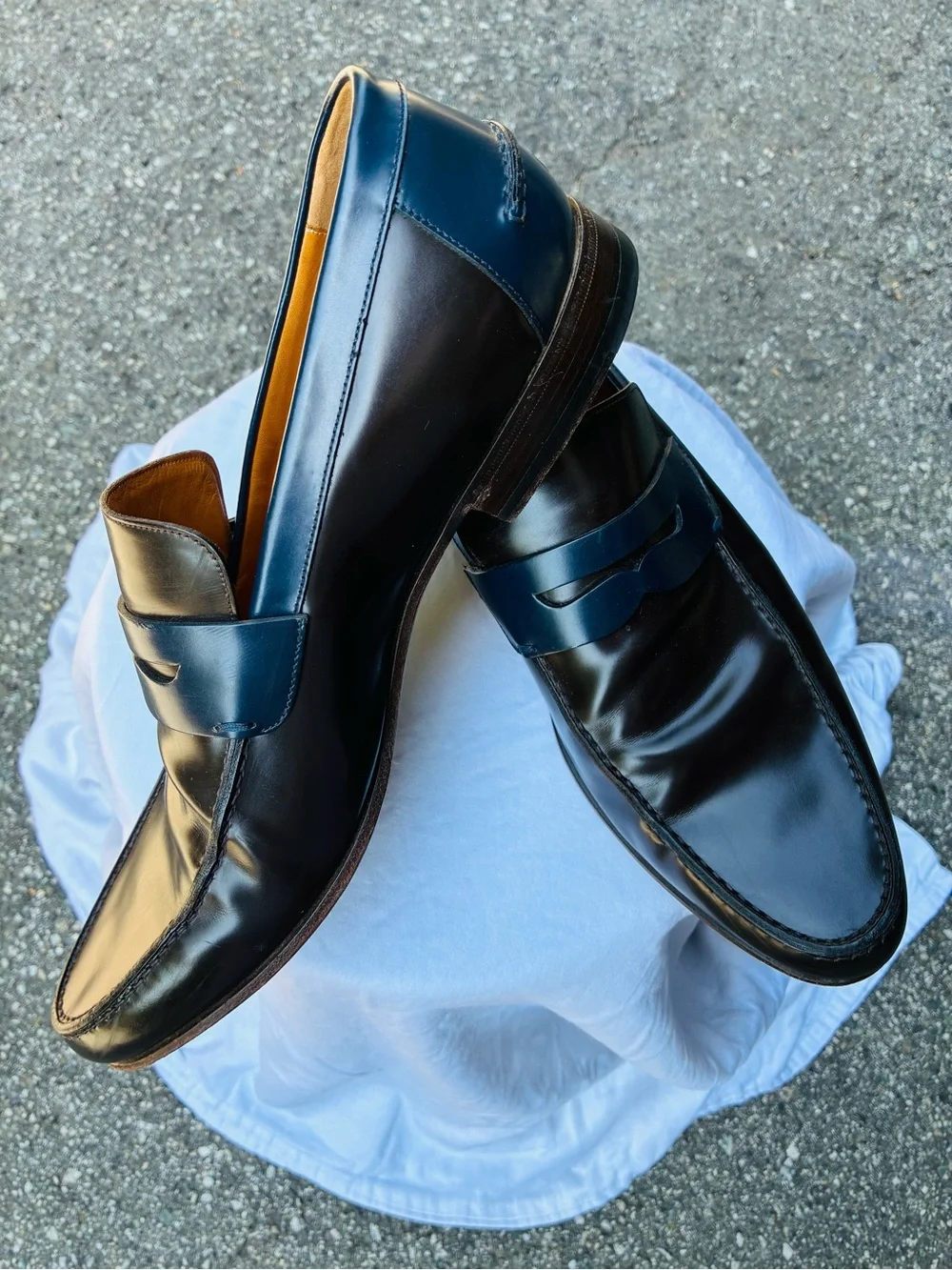 Gucci Men’s Chestnut & Navy Two-tone Penny Loafers, size 13